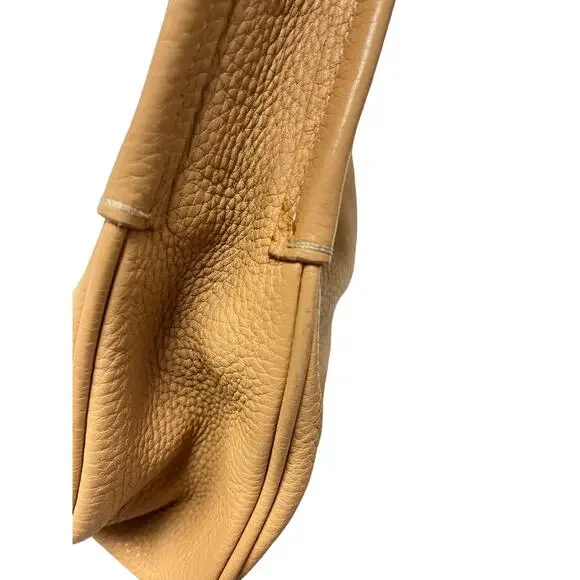 PRADA Beige Vitello Leather Logo Daino Box Shoulder Bag - Picture 4 of 11